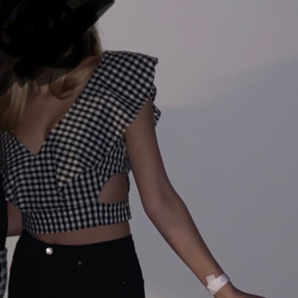 Checkered crop wrap top